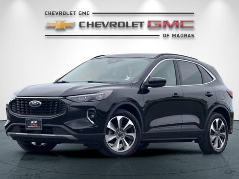 Used 2023 Ford Escape Platinum AWD/4WD image 7