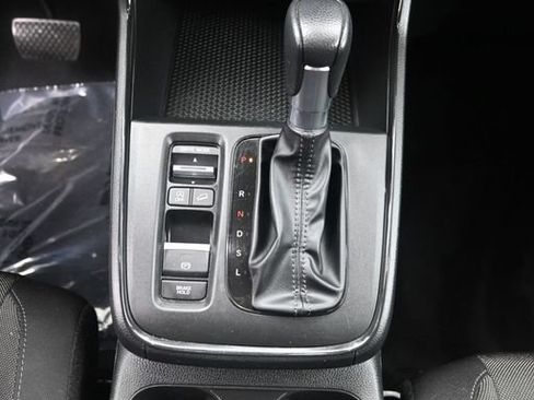 Used 2024 Honda CR-V LX image 18