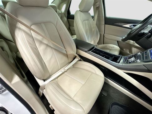Used 2020 Lincoln MKZ Reserve w/ Elements Package AWD/4WD image 30
