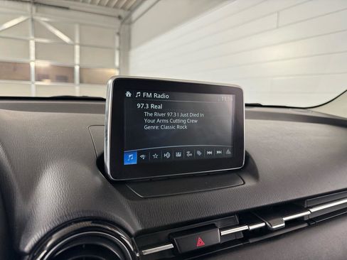 Used 2018 Toyota Yaris iA image 20