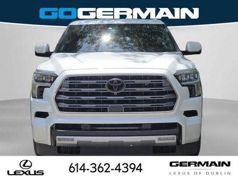 Used 2024 Toyota Sequoia Limited w/ Tow Technology Package AWD/4WD image 4