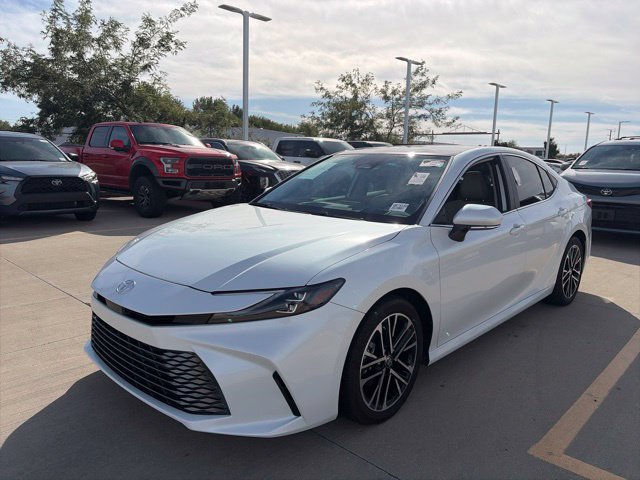 Used 2026 Toyota Camry XLE w/ Premium Package FWD image 3