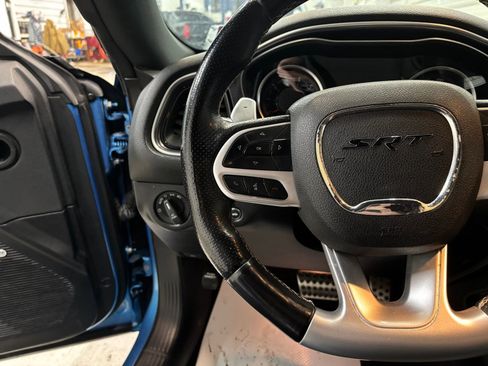 Used 2018 Dodge Challenger R/T Scat Pack w/ Dynamics Package image 14