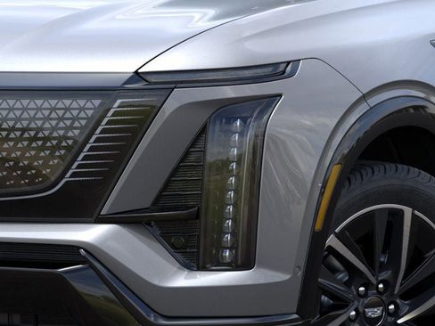 New 2026 Cadillac Vistiq Sport AWD/4WD image 10