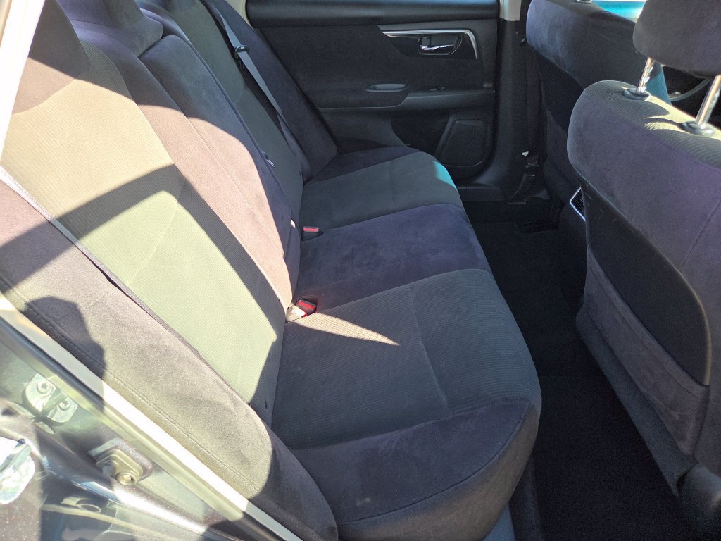 Used 2013 Nissan Altima 2.5 SV FWD image 5