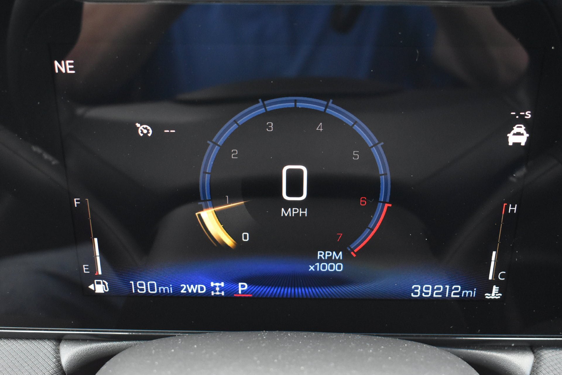 Used 2025 Chevrolet TrailBlazer LT AWD/4WD image 29