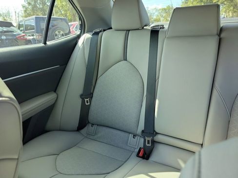 Used 2021 Toyota Camry XSE image 4