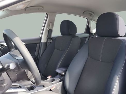 Used 2016 Nissan Sentra S image 12