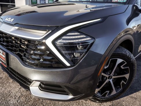 Used 2024 Kia Sportage EX image 44