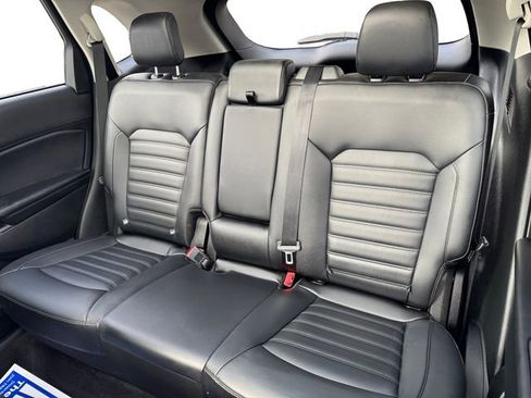 Used 2022 Ford Edge SEL w/ Convenience Package image 13