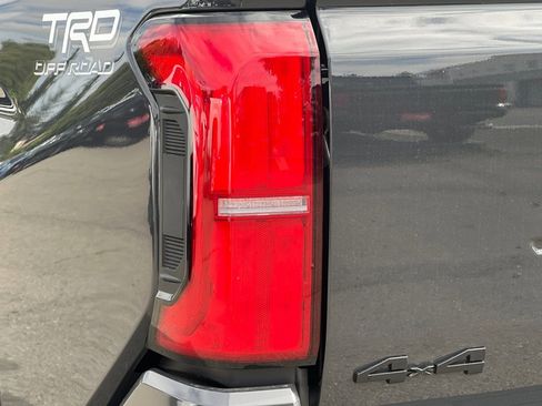 New 2026 Toyota Tacoma TRD Off-Road AWD/4WD image 31