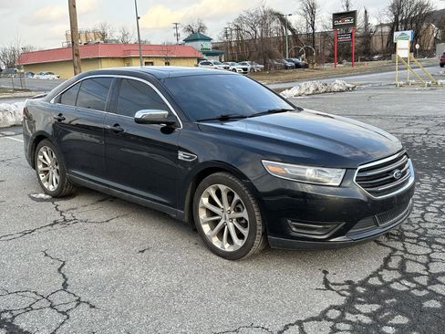 Used 2015 Ford Taurus Limited w/ Equipment Group 301A image 2