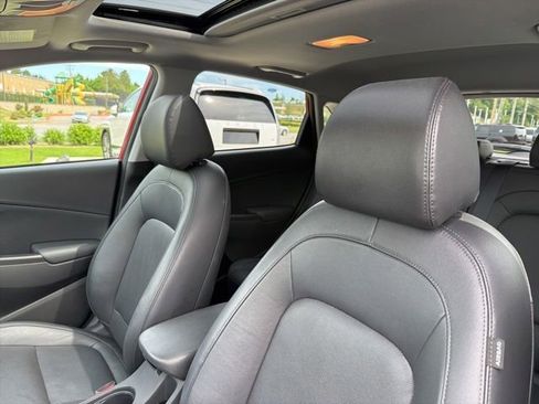 Used 2022 Hyundai Kona Limited AWD/4WD image 22