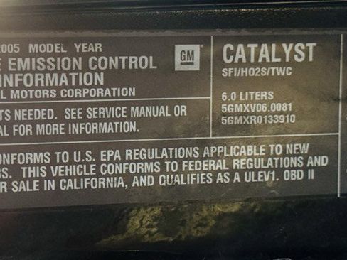 Used 2005 Chevrolet Corvette Coupe w/ Preferred Equipment Group image 32