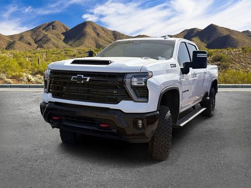Used 2025 Chevrolet Silverado 2500 LTZ w/ Trail Boss Package AWD/4WD image 2