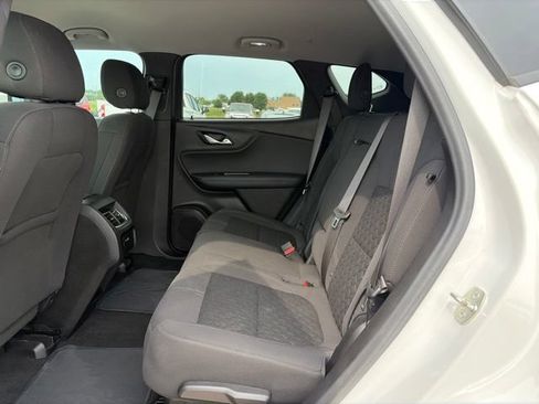 Used 2021 Chevrolet Blazer LT FWD image 32