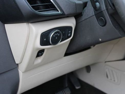 Used 2019 Lincoln Nautilus Reserve image 25