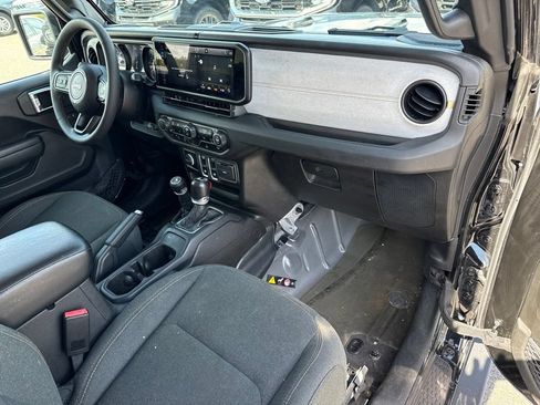 Used 2024 Jeep Wrangler Sport AWD/4WD image 11