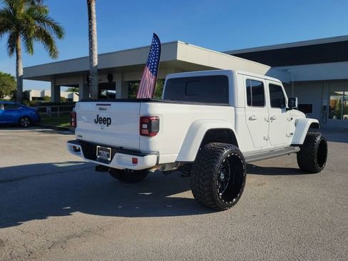 Used 2022 Jeep Gladiator Overland image 6