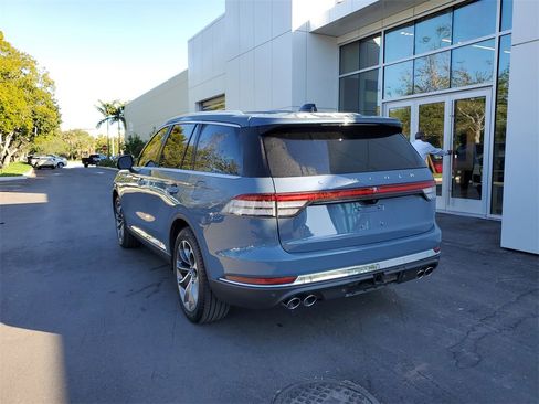 Certified 2025 Lincoln Aviator Reserve w/ Illumination Package image 3