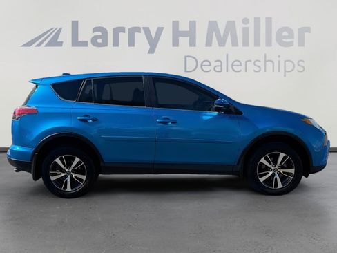 Used 2018 Toyota RAV4 XLE w/ Protection Package FWD image 7