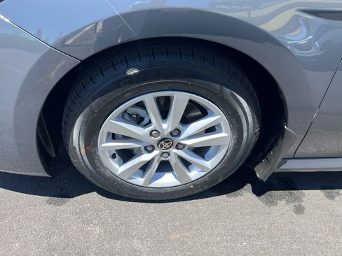 Used 2025 Toyota Camry LE w/ Convenience Package FWD image 6