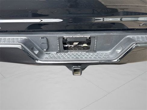 Used 2024 GMC Canyon AT4 image 8