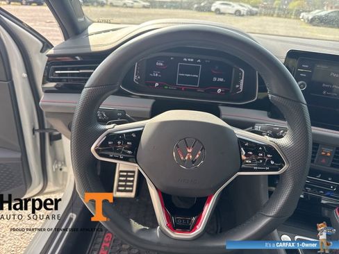 Used 2025 Volkswagen Jetta GLI Autobahn image 17