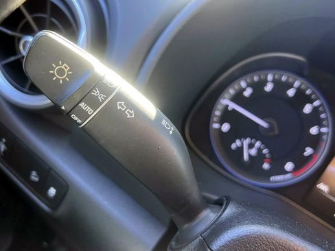 Used 2023 Hyundai Kona SEL image 30