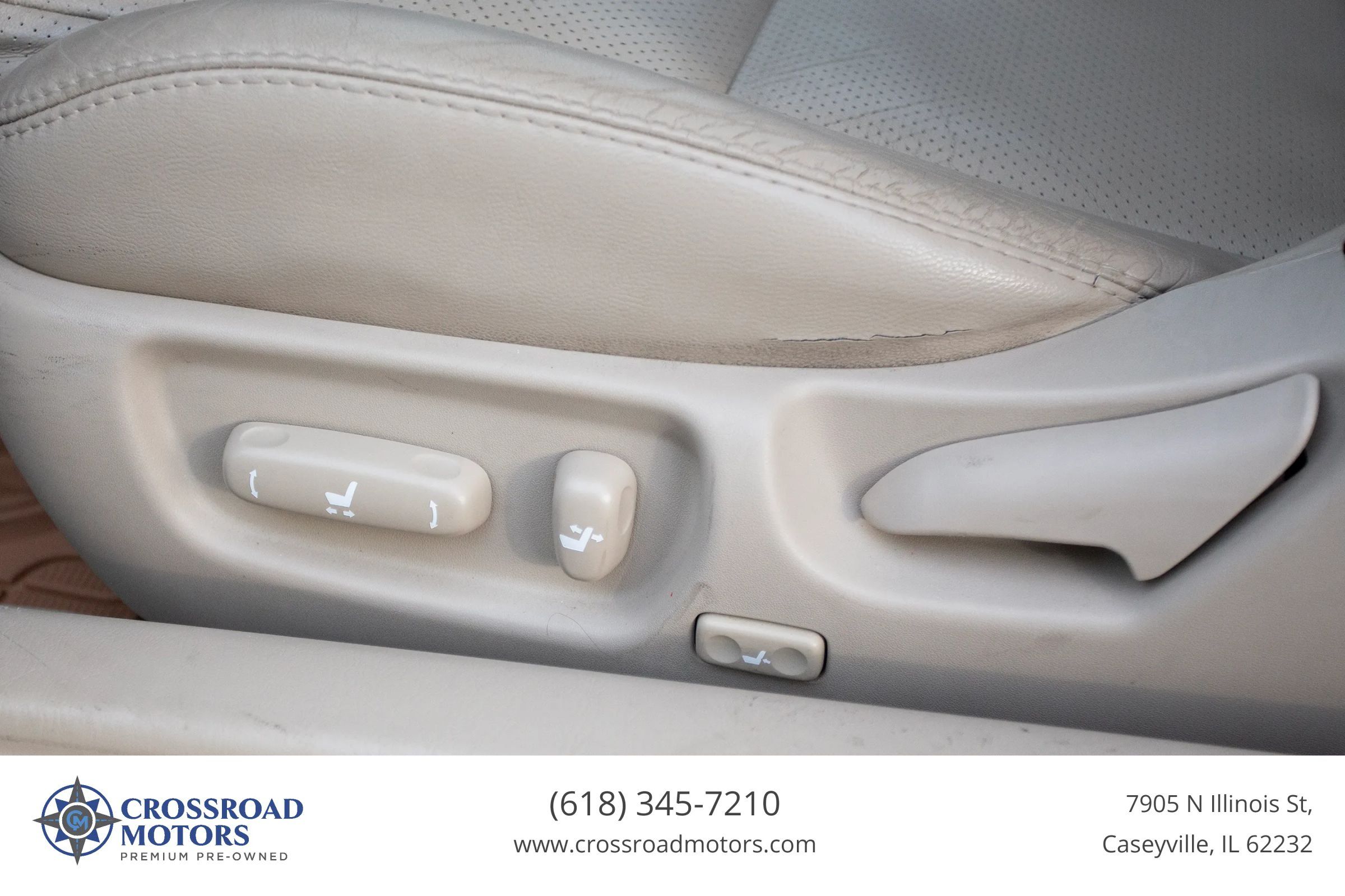 Used 2006 Toyota Solara SLE FWD image 16