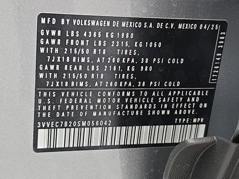 Certified 2025 Volkswagen Taos SE FWD image 35
