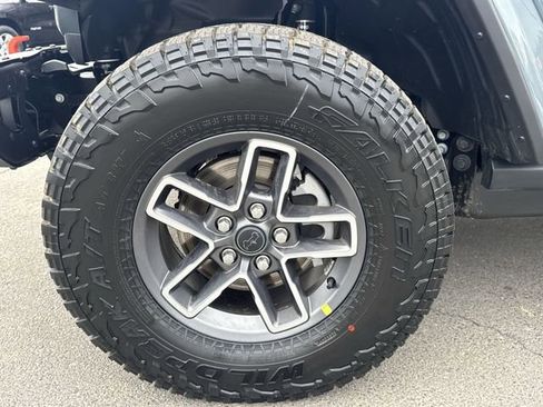 New 2026 Jeep Gladiator Mojave AWD/4WD image 17