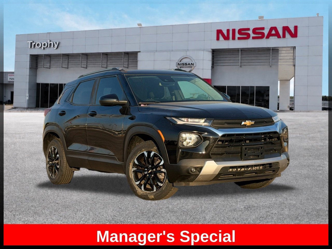Used 2021 Chevrolet TrailBlazer LT w/ Convenience Package AWD/4WD image 1
