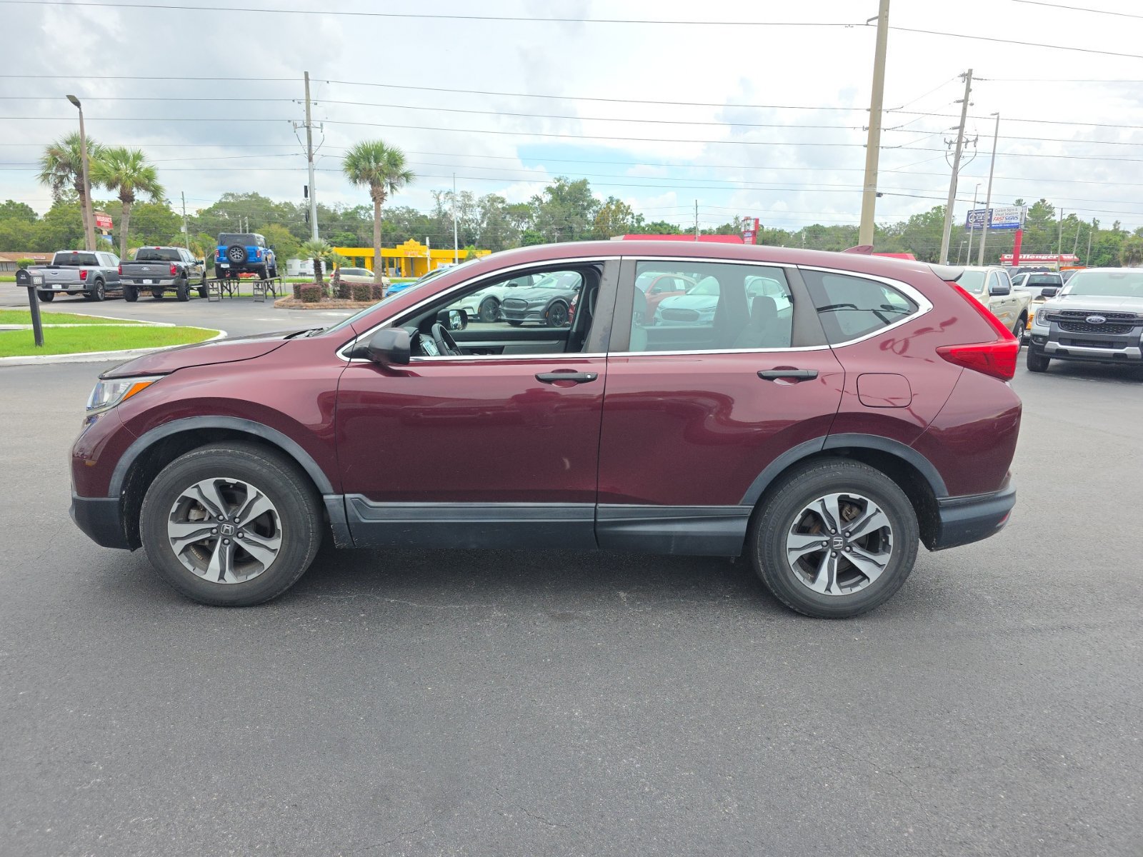 Used 2019 Honda CR-V LX image 7
