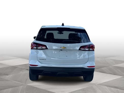 Used 2022 Chevrolet Equinox LS FWD image 7