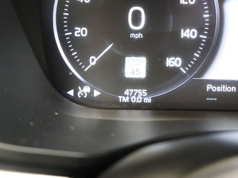 Used 2018 Volvo XC60 T6 Inscription w/ Convenience Package image 43