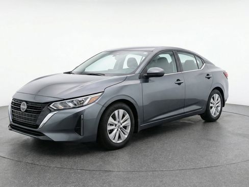 Used 2025 Nissan Sentra S FWD image 3