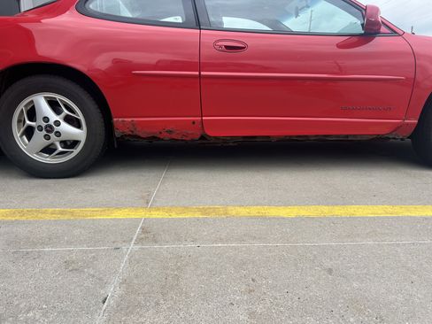 Used 2001 Pontiac Grand Prix GT w/ Opt Pkg 1 FWD image 8