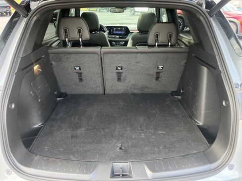 Used 2025 Chevrolet TrailBlazer RS w/ Convenience Package image 31