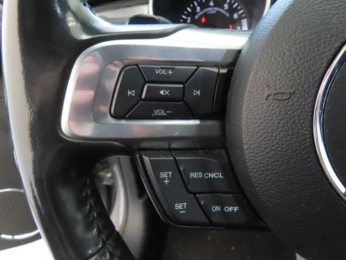 Used 2021 Ford Mustang Premium RWD image 13