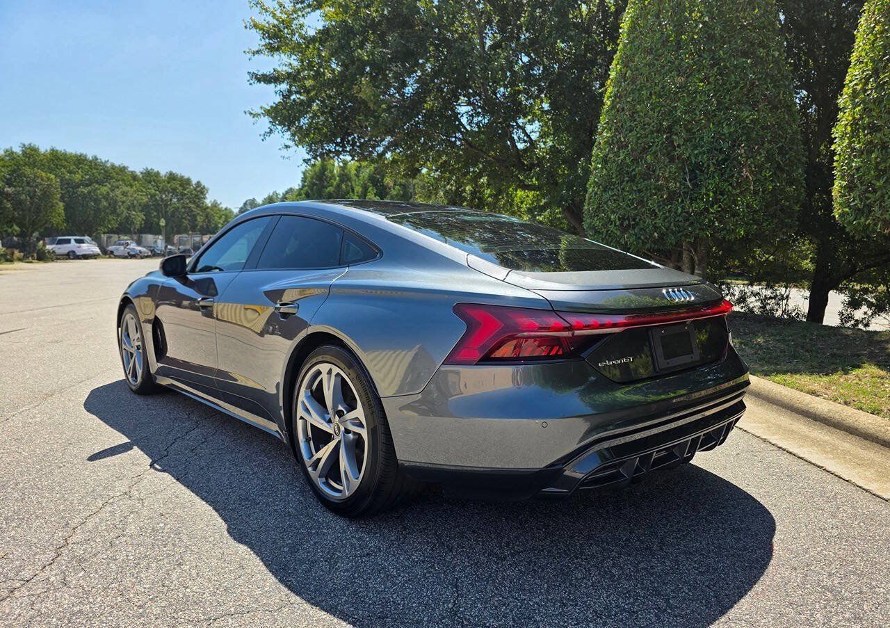 Used 2022 Audi e-tron GT Premium Plus AWD/4WD image 3