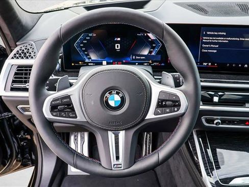 Used 2025 BMW X7 M60i AWD/4WD image 14