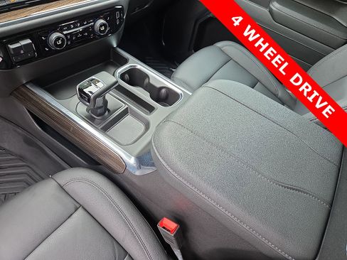 Used 2024 Chevrolet Silverado 1500 LT Trail Boss w/ LT Trail Boss Premium Package image 25