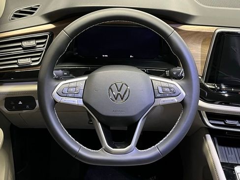 New 2026 Volkswagen Atlas SE AWD/4WD image 9