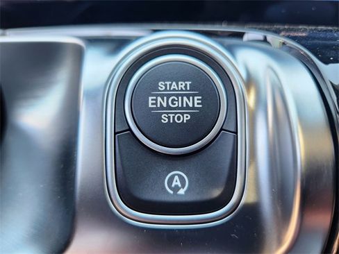 New 2026 Mercedes-Benz GLB 250 4MATIC image 23