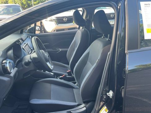 Used 2025 Nissan Versa SV FWD image 24