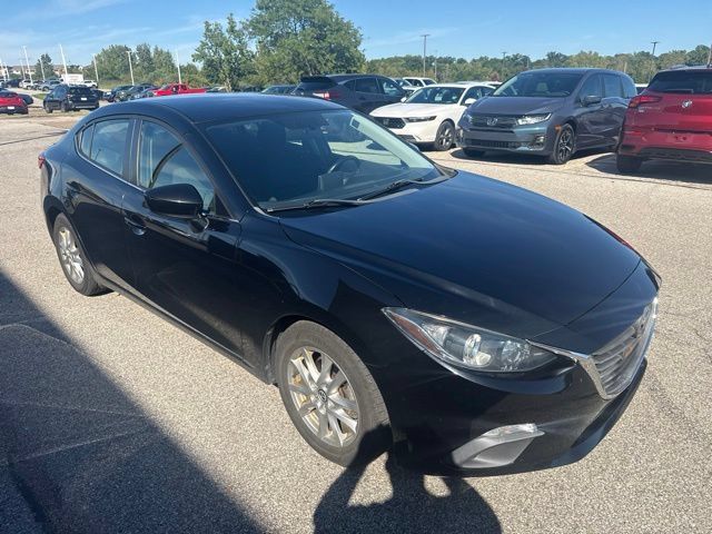 Used 2014 MAZDA MAZDA3 i Touring w/ Technology Package FWD image 2