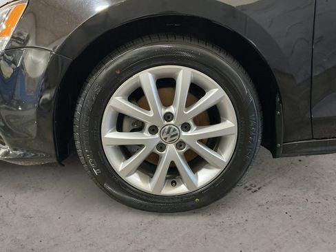 Used 2015 Volkswagen Jetta SE FWD image 9