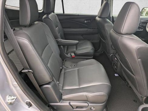Used 2019 Honda Pilot Elite image 22