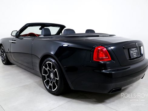 Used 2019 Rolls-Royce Dawn RWD image 9